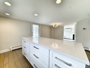 112 Georgetown Rd in Weston, CT - Building Photo - Building Photo