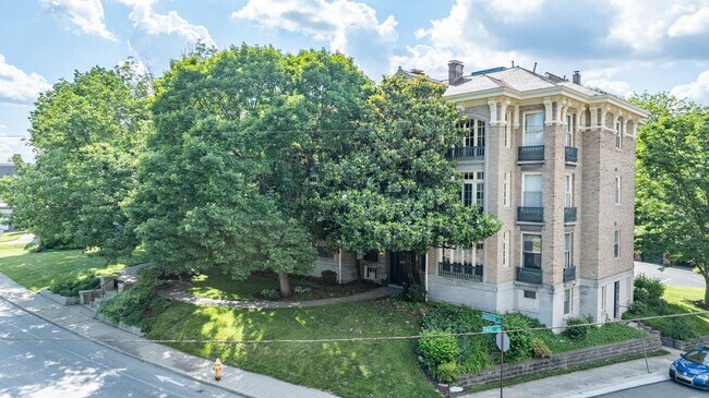 The Georgian Terrace in Cincinnati, OH - Building Photo - Building Photo