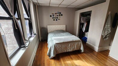 1080 Commonwealth Ave, Unit 41 in Boston, MA - Building Photo - Building Photo