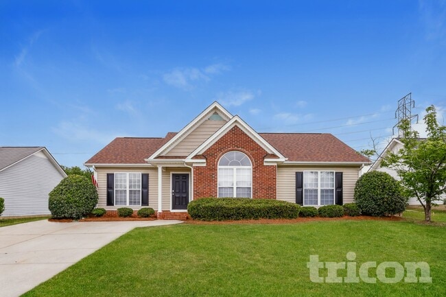 property at 323 Dexter Pl