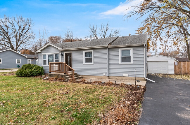 2414 Emlong St in Joliet, IL - Building Photo - Building Photo