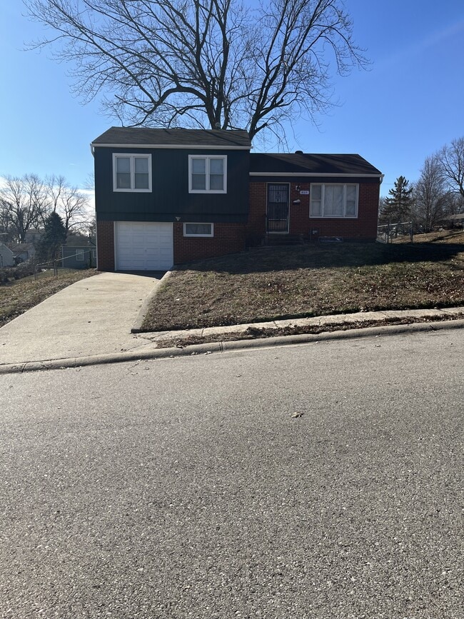 property at 805 W 39 St N