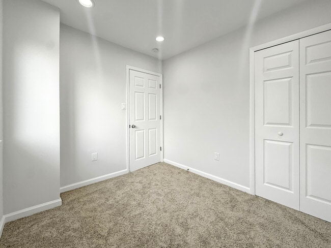 property at 1344 Barnaby Ter SE