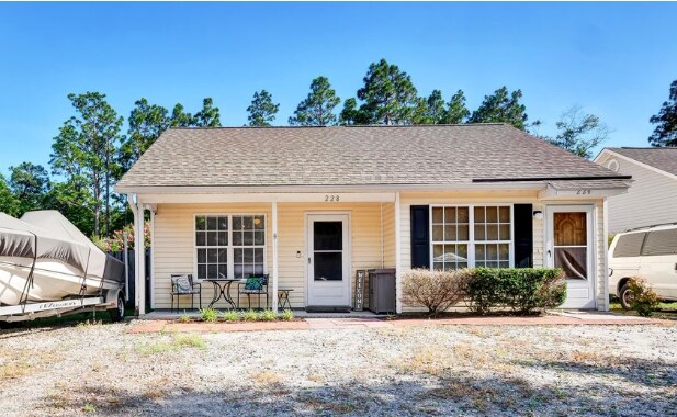 226 Dobbs St in Wilmington, NC - Foto de edificio