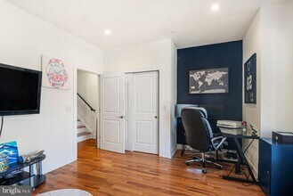 1213 N 5th St in Philadelphia, PA - Building Photo - Building Photo