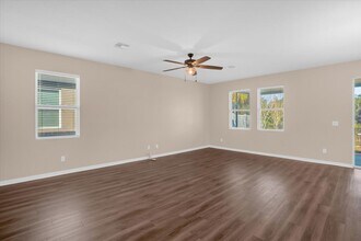 591 Steerview St in St. Cloud, FL - Building Photo - Building Photo