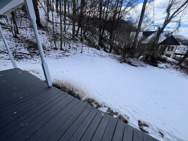 210 N Main St in Herndon, PA - Building Photo - Building Photo