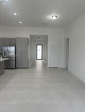 32208 SW 194th Ct, Unit 32208 in Homestead, FL - Foto de edificio - Building Photo