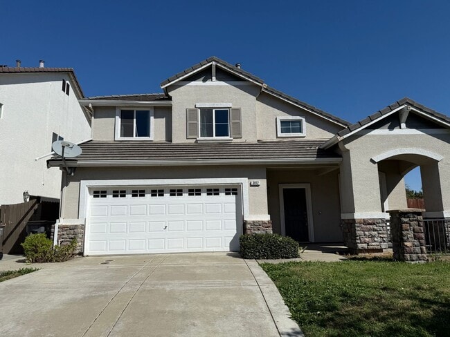 property at 3812 Oakland Bay Dr