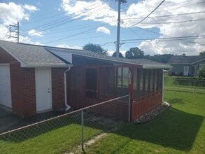 545 W 12th St in Mishawaka, IN - Building Photo - Building Photo