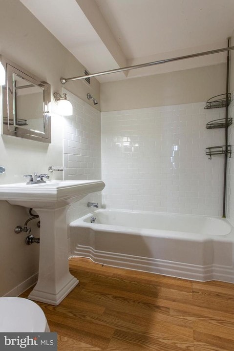 220 W Rittenhouse Square-Unit -7F in Philadelphia, PA - Building Photo