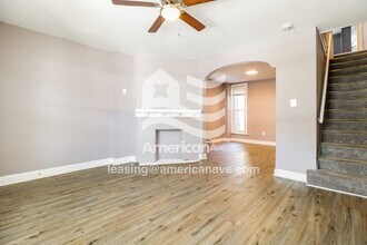 4935 N Franklin St in Philadelphia, PA - Foto de edificio - Building Photo