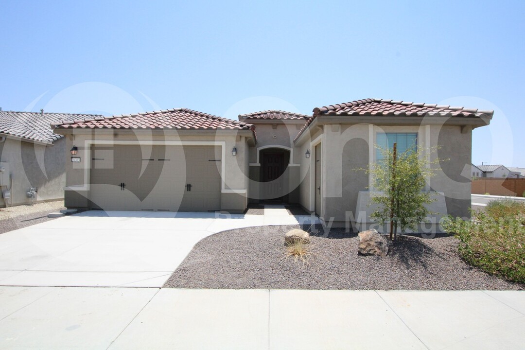 20363 N Wagner Wash Dr in Buckeye, AZ - Building Photo