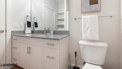 11122 Hambright Jct Dr, Unit G201 in Huntersville, NC - Building Photo - Building Photo