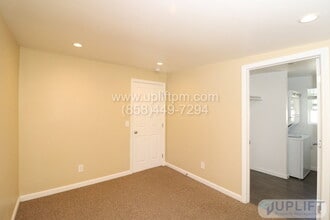 320 7th St in Ramona, CA - Building Photo - Building Photo