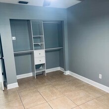 826 SE Damask Ave, Unit A in Port St. Lucie, FL - Building Photo - Building Photo