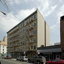 29 Avenue B in New York, NY - Building Photo - Building Photo