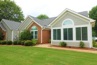 303 Heritage Club Dr in Greenville, SC - Building Photo - Building Photo