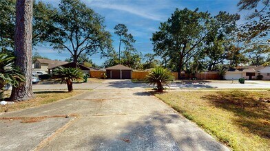 7238 Woodfern Dr in Houston, TX - Building Photo - Building Photo