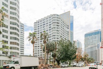 Four Ambassadors Condominiums in Miami, FL - Building Photo - Building Photo