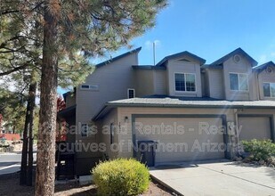 1097 W Overland Pass Dr in Flagstaff, AZ - Building Photo - Building Photo