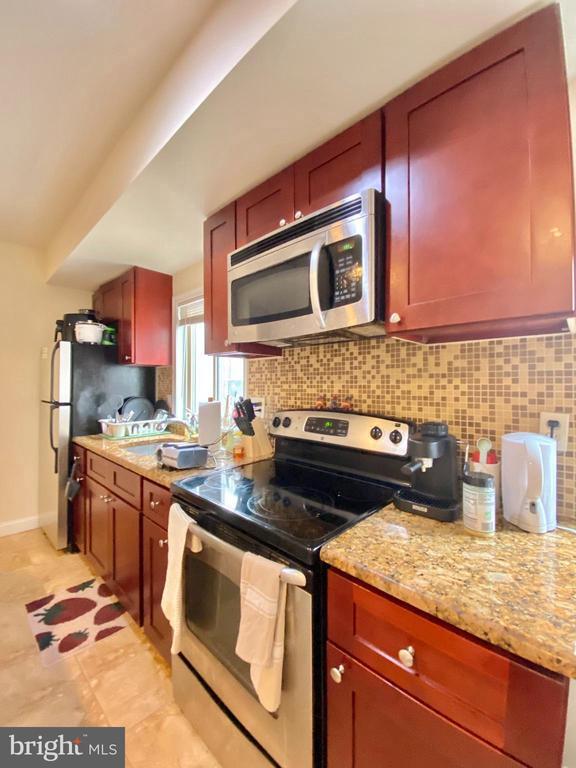 1417 N 17th St in Philadelphia, PA - Building Photo - Building Photo