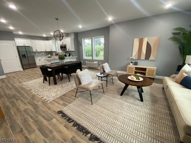 825 Allwood Rd in Clifton, NJ - Building Photo - Building Photo