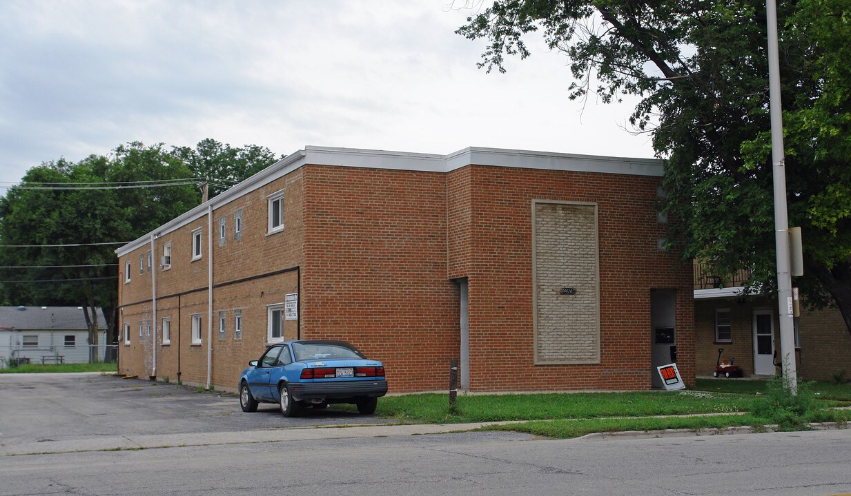 4602-4626 S Lawndale Ave in Lyons, IL - Foto de edificio