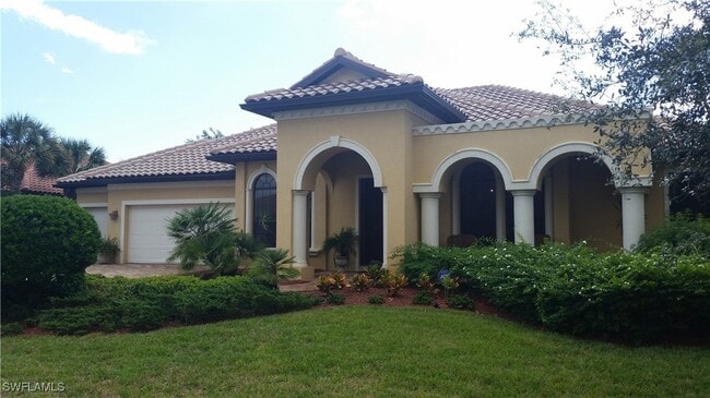 property at 10153 Avalon Lake Cir