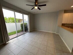 9429 SW Purple Martin Way in Stuart, FL - Building Photo - Building Photo