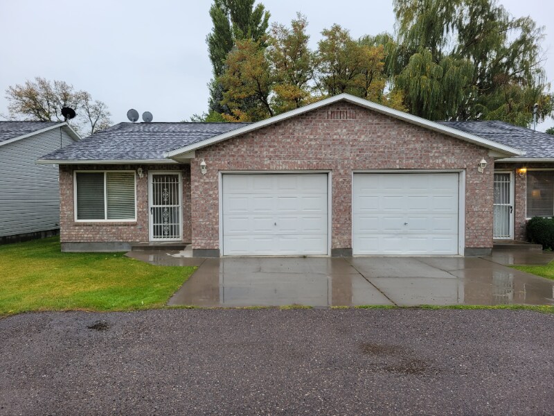 1321 H St in Rupert, ID - Building Photo