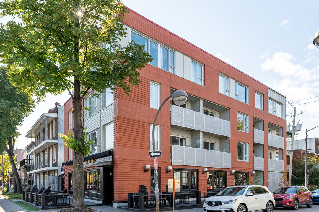 691 3E Av in Québec, QC - Building Photo