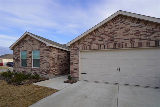 1948 Damianita Dr in Royse City, TX - Foto de edificio