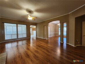 1771 Oak Glen in New Braunfels, TX - Foto de edificio - Building Photo