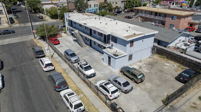 4618-4620 Compton Ave in Los Angeles, CA - Building Photo - Building Photo