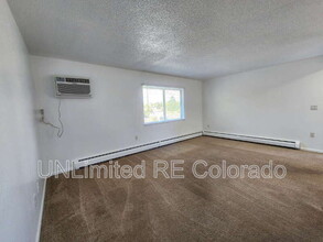 1617 14th Ave in Longmont, CO - Building Photo - Building Photo