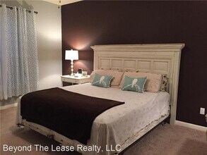 3451 Mayfield Ranch Blvd-Unit -Unit#407 in Round Rock, TX - Foto de edificio - Building Photo