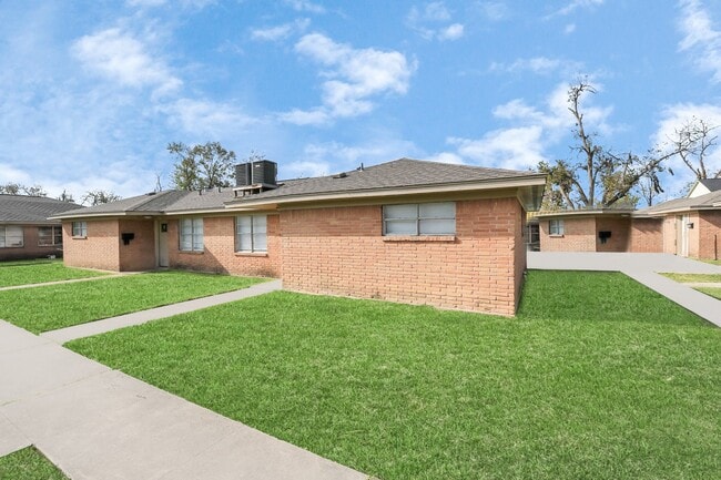 property at 5435 Pardee St