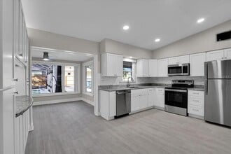 1452 S Evergreen Ave in Clearwater, FL - Building Photo - Building Photo