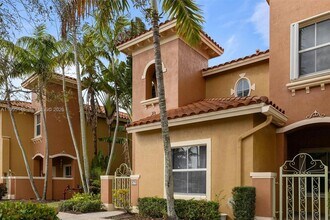 970 SW 144th Ave in Pembroke Pines, FL - Building Photo - Building Photo