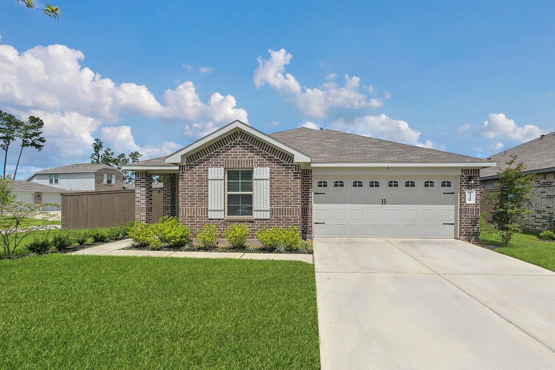 21391 Owl Rd in New Caney, TX - Building Photo