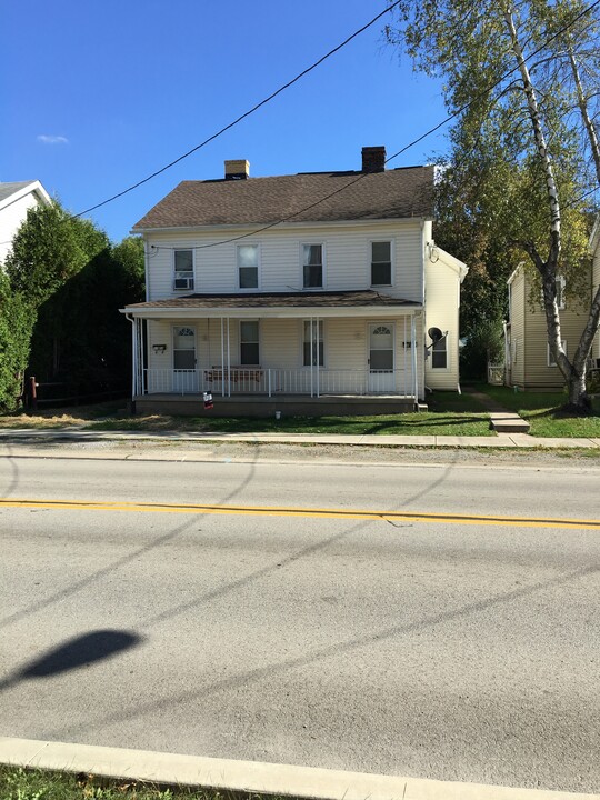 1120 5th Avenue in Ford City, PA - Building Photo