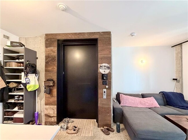 651 New York Ave in Brooklyn, NY - Building Photo - Building Photo