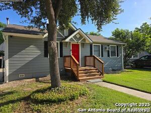 1614 W Hollywood Ave in San Antonio, TX - Building Photo - Building Photo