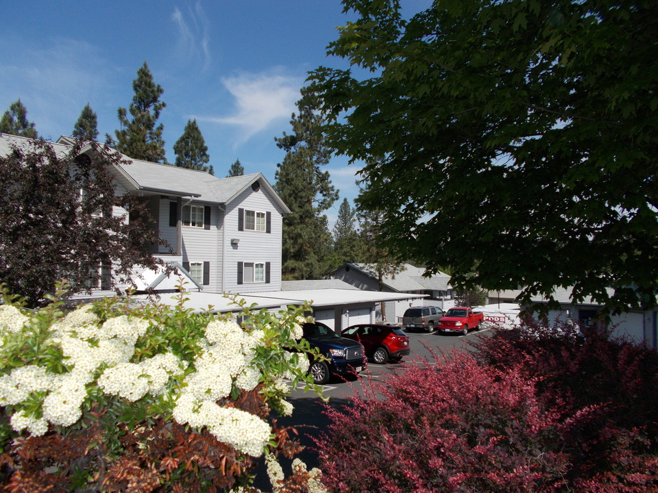 Cherry Bluff & Cherry Ridge Apartments in Spokane Valley, WA - Building Photo