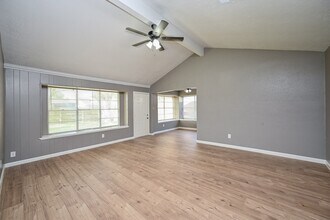 5035 Court Rd in Houston, TX - Building Photo - Building Photo