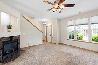 909 S Keller St in Kennewick, WA - Building Photo - Building Photo