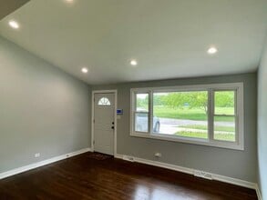 538 E 134th St in Chicago, IL - Building Photo - Building Photo