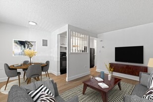 Candlewood Apartments in Denver, CO - Building Photo