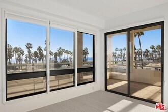 130 Ocean Park Blvd in Santa Monica, CA - Building Photo - Building Photo